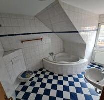 1 Zimmer in einer Damen Frauen WG in Hameln Zentrum