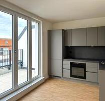 Jetzt besichtigen: Charmante 2-Zimmerwohnung mit großem Balkon - Berlin Mitte