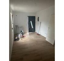 2 Zimmer Wohnung mit Badezimmer und Stellplatz Terasse - Waldshut-Tiengen