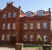 034-025 Sanierte 3-Raum-Wohnung in Hagenow zu vermieten DG Erstbezug