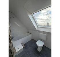 2-Zimmer-Wohnung, 54 m², komplett saniert, ab 01.01.2026 - Solingen Aufderhöhe