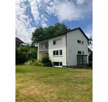 Einfamilienhaus in sehr ruhiger unverbauten Ortsrandlage - Geltendorf