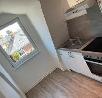 Charmante 2 Zimmer Dachgeschoss Wohnung zu vermieten - Fehmarn