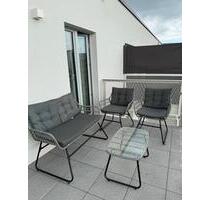 Balkon Sofa Set - 150,00 EUR Kaltmiete, ca.  0,00 m² in Hannover (PLZ: 30519) Döhren-Wülfel