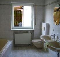 Schöne Erdgeschosswohnung Süd- Ostausrichtung mit Gartenanteil - Balzhausen