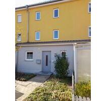 Reihenhaus (RMH) in sehr guter Lage in Ingolstadt-West von Privat