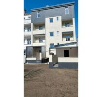 4 Zi Wohnung (Uellendahlerstr) - 1.230,00 EUR Kaltmiete, ca.  100,00 m² in Wuppertal (PLZ: 42283) Barmen