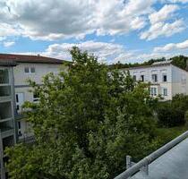 Mal anders wohnen! Große 2 ZKB- Galeriewohnung mit großer Dachterrasse, Aufzug und TG-Stellplatz in Wi- Kohlheck zu vermieten - Wiesbaden Schierstein