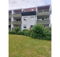 Charmante 3-Zimmer-Wohnung im 1.OG mit Balkon und Stellplaz - Wolfenbüttel Adersheim