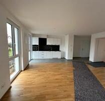 3 Zimmer Wohnung - 1.300,00 EUR Kaltmiete, ca.  77,00 m² in Uhldingen-Mühlhofen (PLZ: 88690)