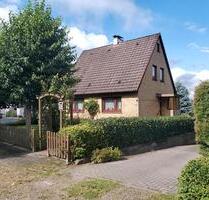 Einfamilienhaus in Nübel mit schönem Garten und Vollkeller