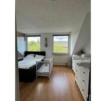 2,5-Zimmer-Maisonette-Wohnung im Dachgeschoss mit Loggia - Hamburg Borgfelde