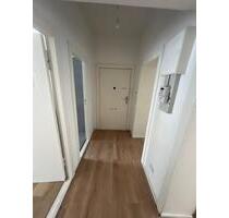 Renovierte 2-Zimmer-Wohnung mit EBK - sofort frei! - Berlin Reinickendorf