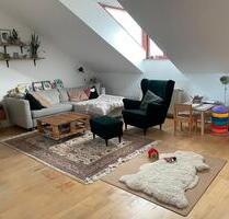 Untermiete: Helle 4-Zimmer-Dachgeschosswohnung in Babelsberg Nord - Potsdam