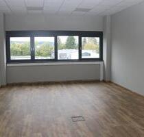 Qualitativ hochwertige und moderne Büroräume - Neuenstein