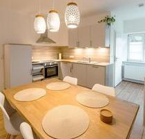 Lichtdurchflutete 3 Zimmerwohnung im Altbau - Rendsburg