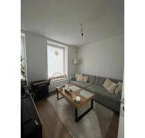 —ANFRAGENSTOPP — Kleine charmante Souterrain Wohnung zu vermieten - Lübeck Sankt Lorenz Nord