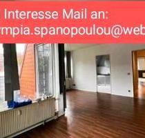 Schöne 2,5 Zimmer-Wohnung in Berlin-Lankwitz ab 01.08.