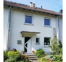 Reihenmittelhaus in Feldrandlage - Frankfurt am Main Nord-Ost