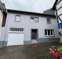 Charmantes Einfamilienhaus mit Garten & Garage im Haus - Weiler bei Bingen