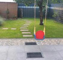 Doppelhaushälfte mit Garten von Eigentümer zu verkaufen - Duisburg Ruhrort