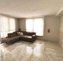 2-Zimmer-Wohnung mit großem Balkon in Stuttgart-Zuffenhausen - Esslingen am Neckar Pliensauvorstadt