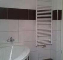 Traumhafte moderne helle, offene 3 ZKB mit Einbauküche in Altwarm - Isernhagen