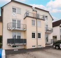 Helle 2 Zimmer Dachgeschosswohnung in Trippstadt