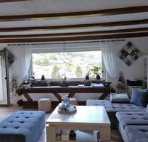 4 Zimmer plus 1 Zimmer im Dachgeschoss - Höfen an der Enz