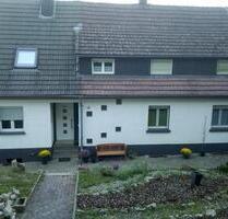 Zweifamilienhaus als Doppelhaushälfte in Petersberg OT Steinau