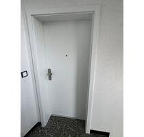 Erstbezug nach Sanierung - 3 Zimmer mit Balkon in zentraler Lage - Duisburg Hamborn