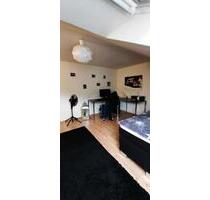 Dachgeschosswohnung - 600,00 EUR Kaltmiete, in Bad Hönningen (PLZ: 53557)