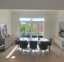 Lichtdurchflutete Altbauwohnung in ruhiger Innenstadtlage am Park - Braunschweig