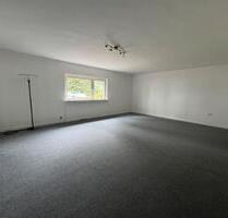 Barrierefreie 90 m² Wohnung in Hofheim mit Parkplatz und Garten - Hofheim am Taunus