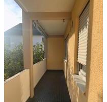 2 Zimmer Wohnung mit traumhafter Loggia mit Blick ins Grüne - Gilching