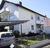 3 Zimmer Dachgeschosswohnung mit Balkon und Car Port - Karlstein am Main
