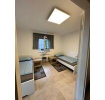 2-Zimmer Wohnung in Esslingen Zell *kernsaniert*EBK*Balkon - Esslingen am Neckar Hegensberg