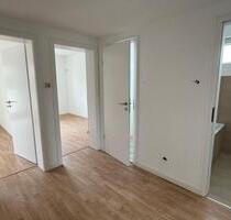 Erstbezug nach Sanierung: Helle 3,5-Zi-Wohnung mit zwei Balkonen - Duisburg Angerhausen