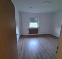 Zimmer in 3-Etagen-Wohnhaus zu vermieten 9er Wg (nur Studenten) - Kassel Fasanenhof