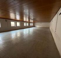 Lagerhalle, Lagerfläche zu vermieten in Wenzenbach ca. 350m2 - Regensburg Galgenberg