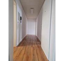 Stilvolle 2-Zimmer-EG-Wohnung mit Balkon und EBK in Göppingen