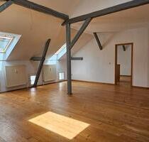 Großzügige und Zentrumsnahe 4-Zi. Wohnung im Dachgeschoss - Mühlhausen (Thüringen)