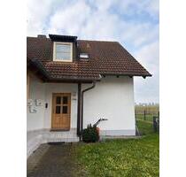 Großzügige Wohnung mit Einbauküche in Mindelstetten zu vermieten