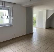 Großzügige Wohnung in ruhigem Zweifamilienhaus in Freckenhorst - Warendorf