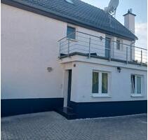 Kernsaniertes Einfamilienhaus in Solms-Albshausen