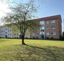 Renovierte 2,5-Zimmer-Wohnung mit Balkon - Bremen Osterholz