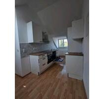 Helle 2,5 Zimmer DG Wohnung mit neuer EBK - WG geeignet - 720€ - Leipzig Ost