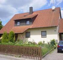 4 Zimmer Wohnung mit Balkon - 700,00 EUR Kaltmiete, ca.  110,00 m² in Oberreichenbach (PLZ: 91097)