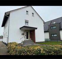 Dachgeschosswohnung - 550,00 EUR Kaltmiete, ca.  55,00 m² in Bielefeld (PLZ: 33609) Heepen