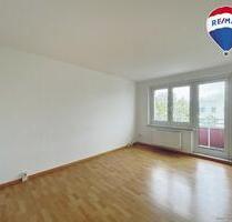 Wohnen mit Komfort: Großzügige 3-Zimmer-Wohnung in zentraler Lage - Magdeburg Nordwest